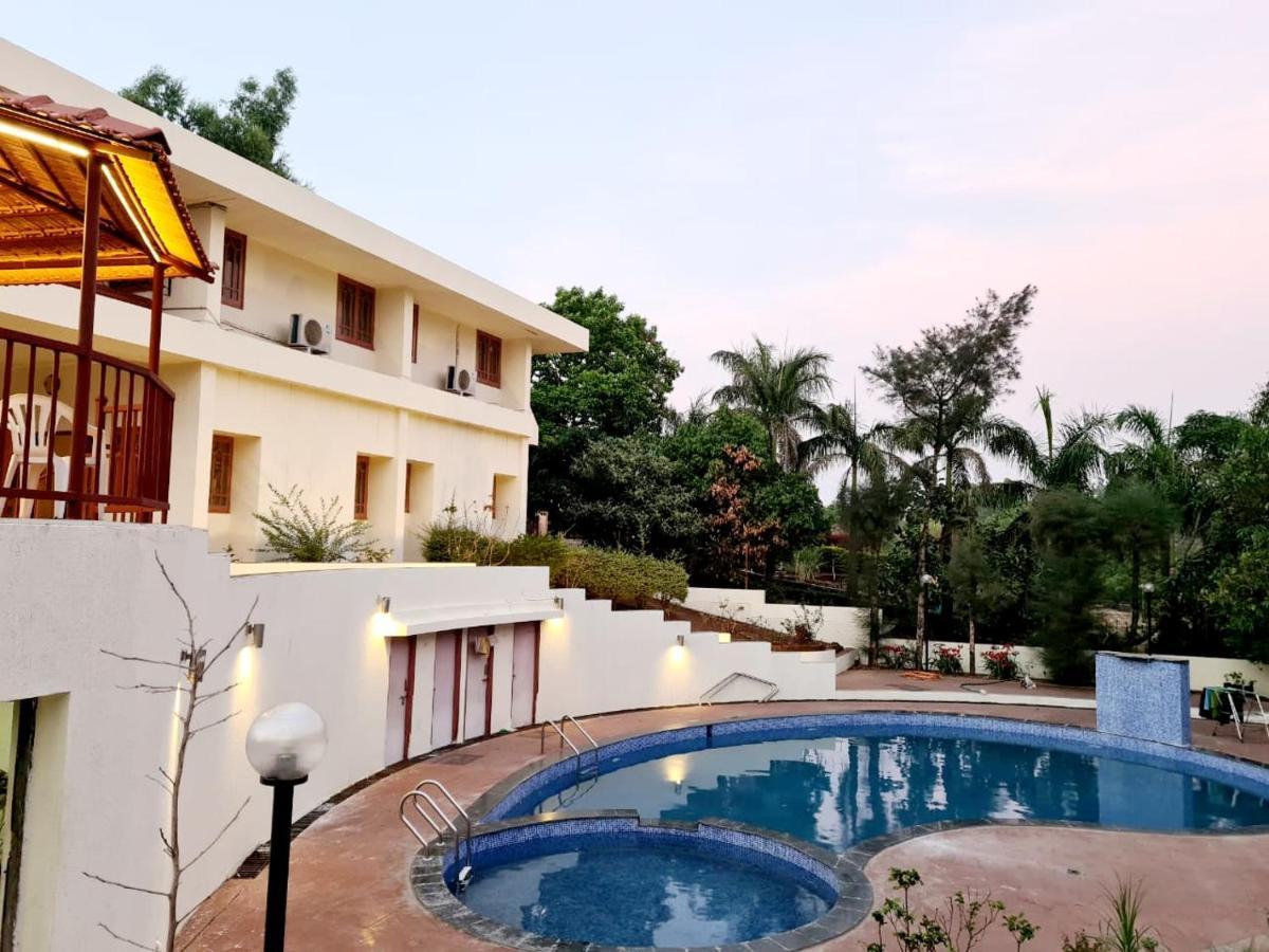 Arcus Villa - Swimming Pool/Ac/Luxurious Mahābaleshwar Exterior foto
